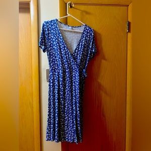 Dress with flower patterns